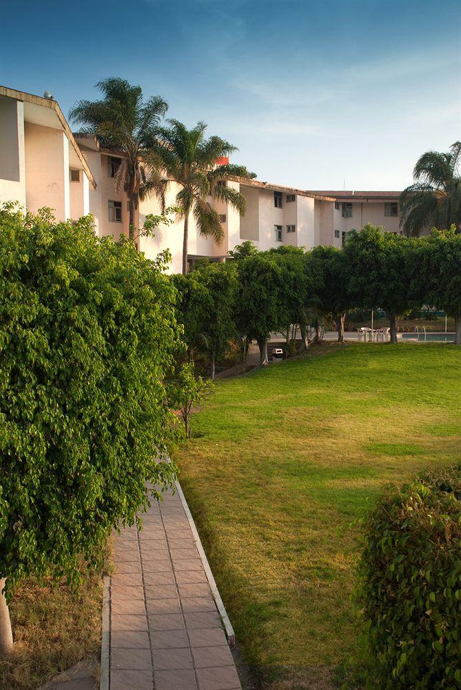 Hotel Central Parador Guadalajara Exterior foto